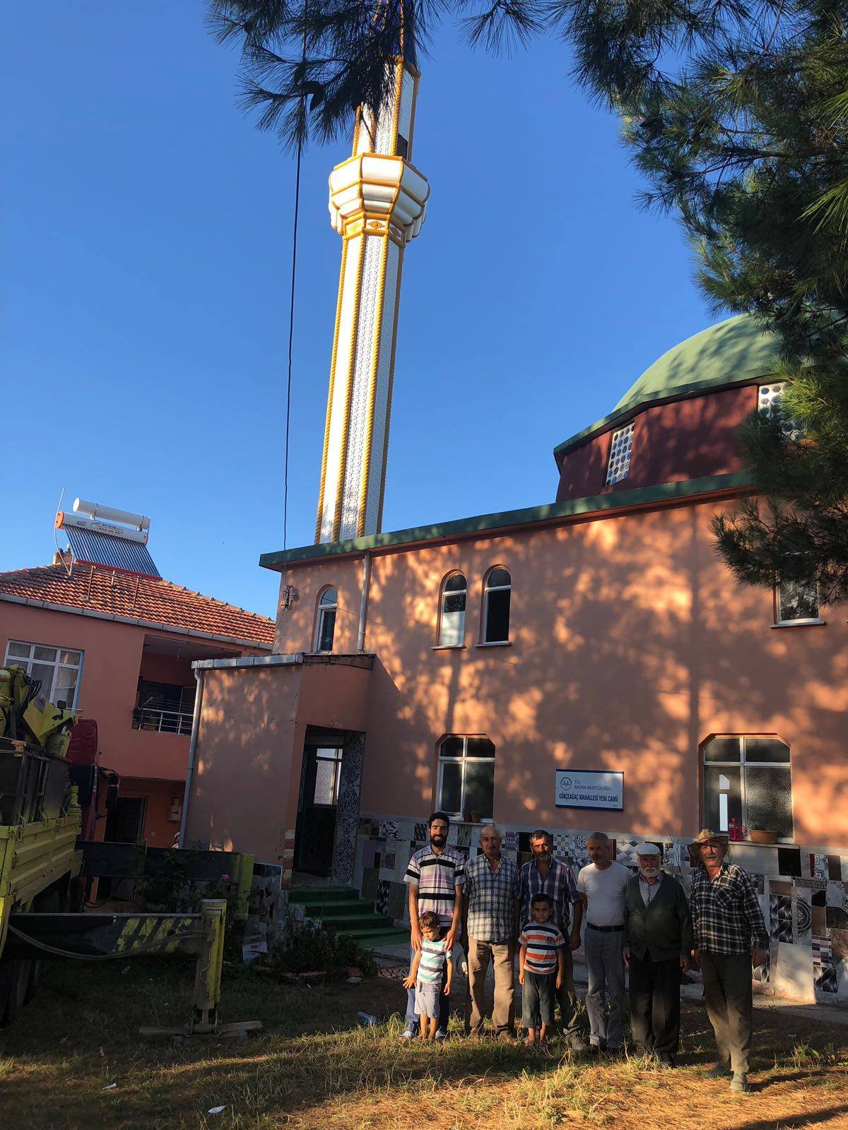 GÖKCAMDER tarafından yapılan Cömez mahallesi camii minaresi kullanıma hazır.