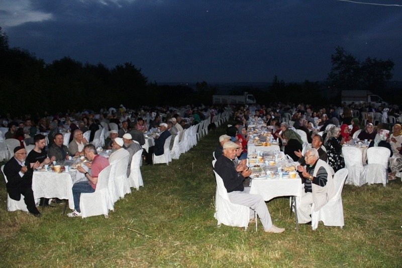 GÖKCAMDER düzenlediği iftar programı ile bir kez daha gönülleri fethetti.